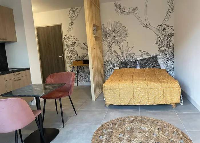 Superbe Neuf Avec Parking Sur Place Apartment *